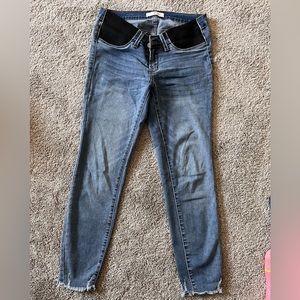 KanCan maternity skinny jeans, size 5/26